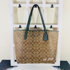 COACH Signature Open City Tote